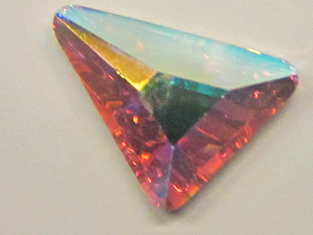 12 pcs. TRIANGLE BETA 5.8X5.3mm CRYSTAL AB FLATBSCK European Rhinestones